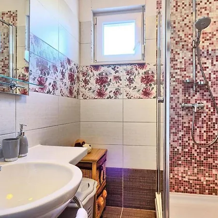 Luxury Okrug Gornji With Sea View And Pool *