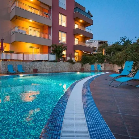 Luxury Okrug Gornji With Sea View And Pool Trogir