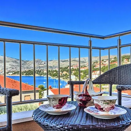 Luxury Okrug Gornji With Sea View And Pool Trogir