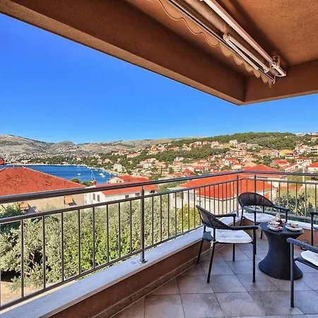 Luxury Okrug Gornji With Sea View And Pool Apartment